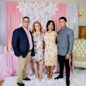 Meet your Posher, Alma iris